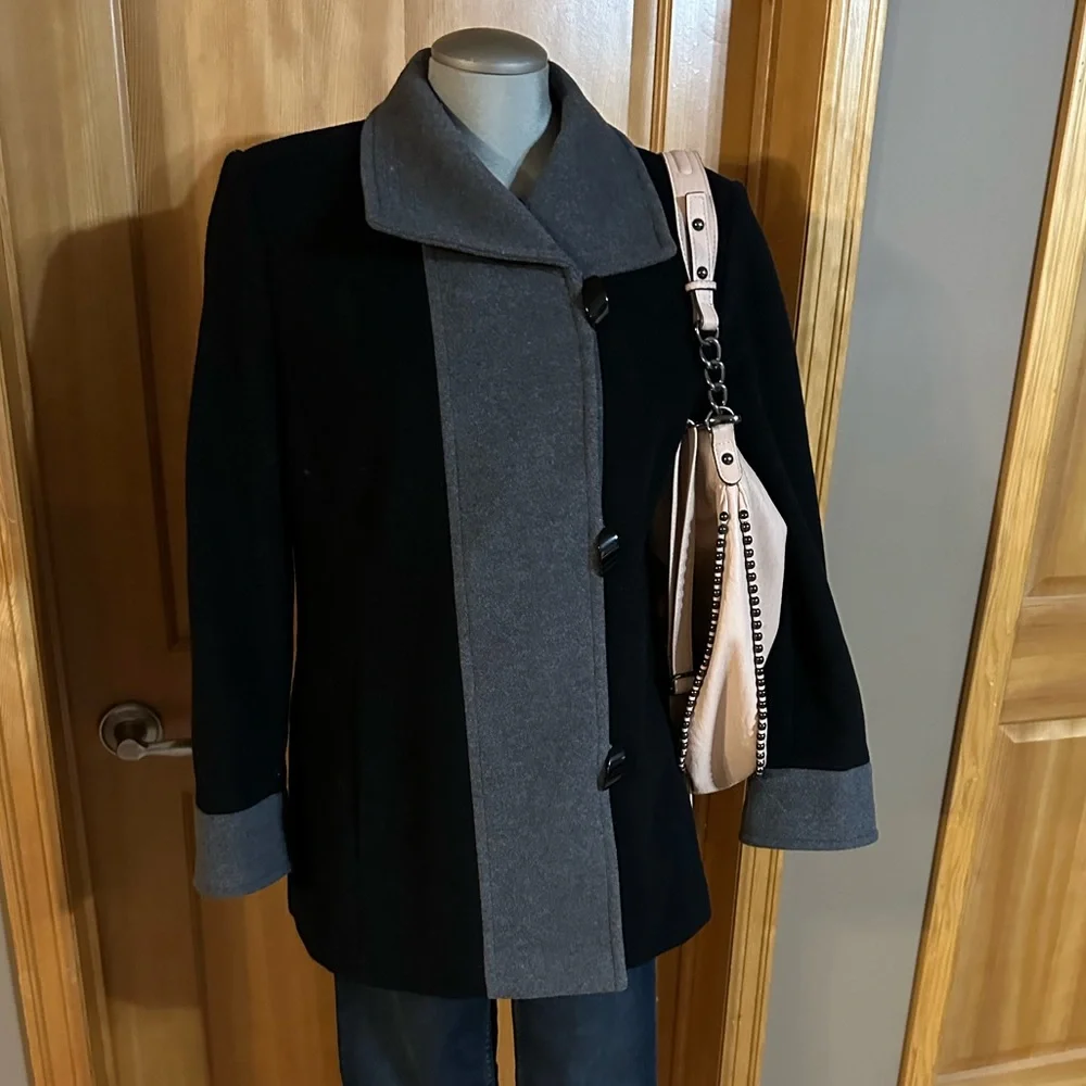 Color Block Pea Coat - Picture 3 of 9